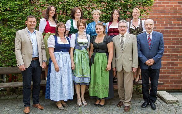 Zeugnisübergabe Kauffrauen für Büromanement